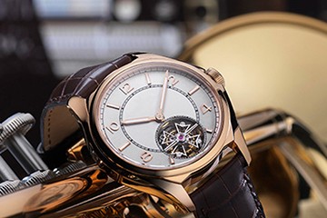 哈尔滨江诗丹顿石英表为什么突然不走了